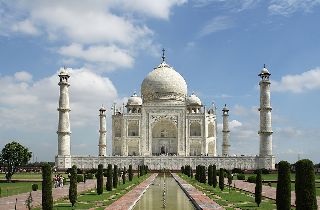 The Taj Mahal - The most beautiful wonder of the world