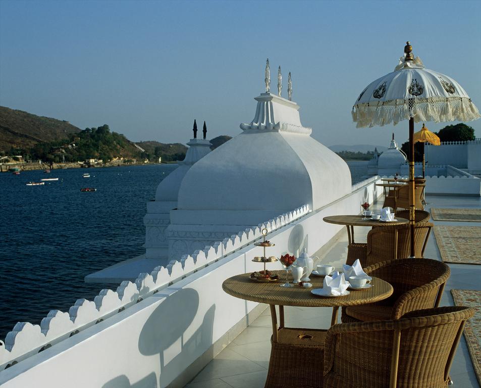 taj Lake palace heritage hotels in udaipur