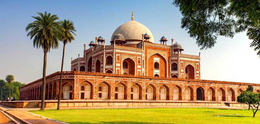 Top 10 Best monuments in Delhi