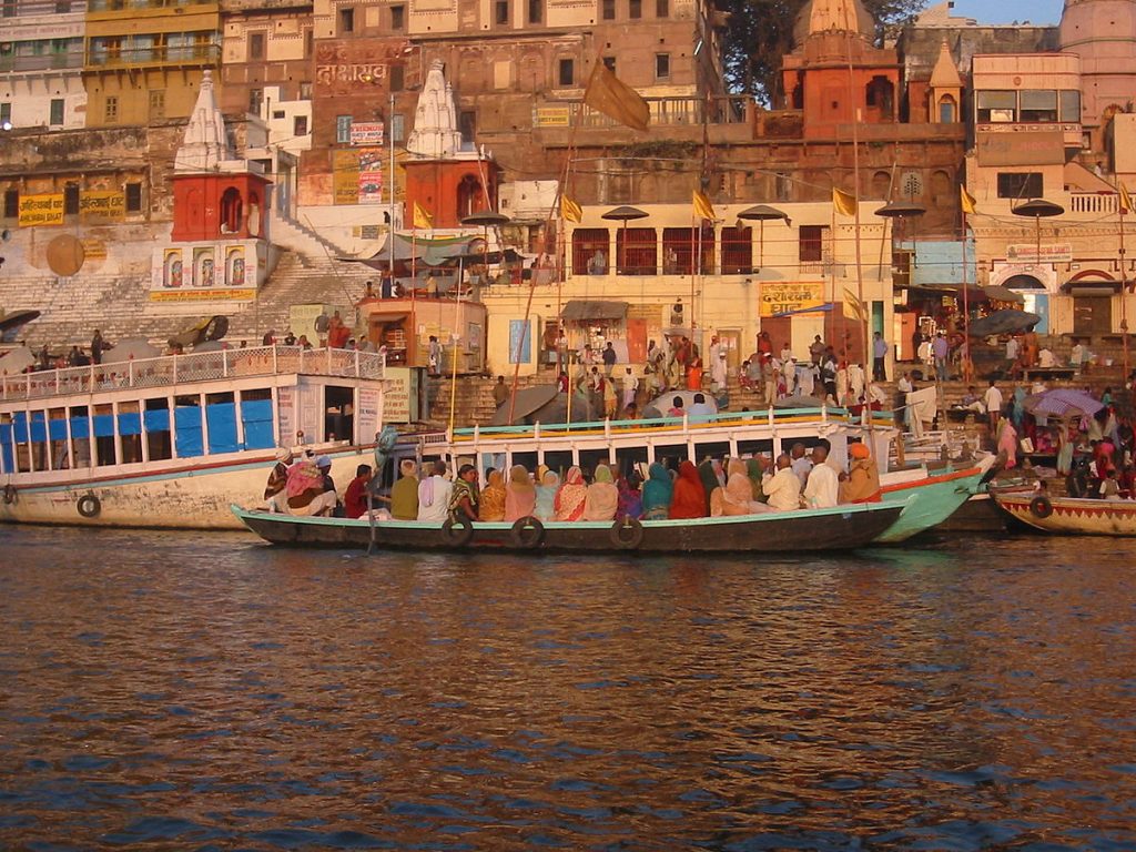 Famous Places to Visit in Varanasi